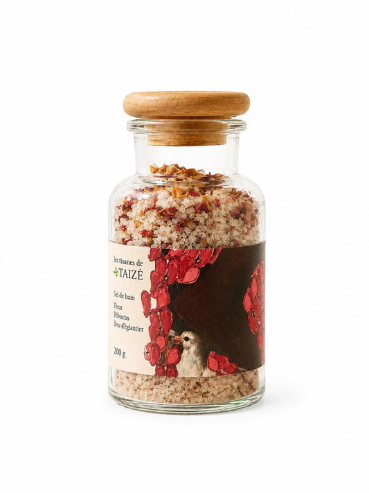 Soothing Foot Bath with Hibiscus & Rosehip – Taizé